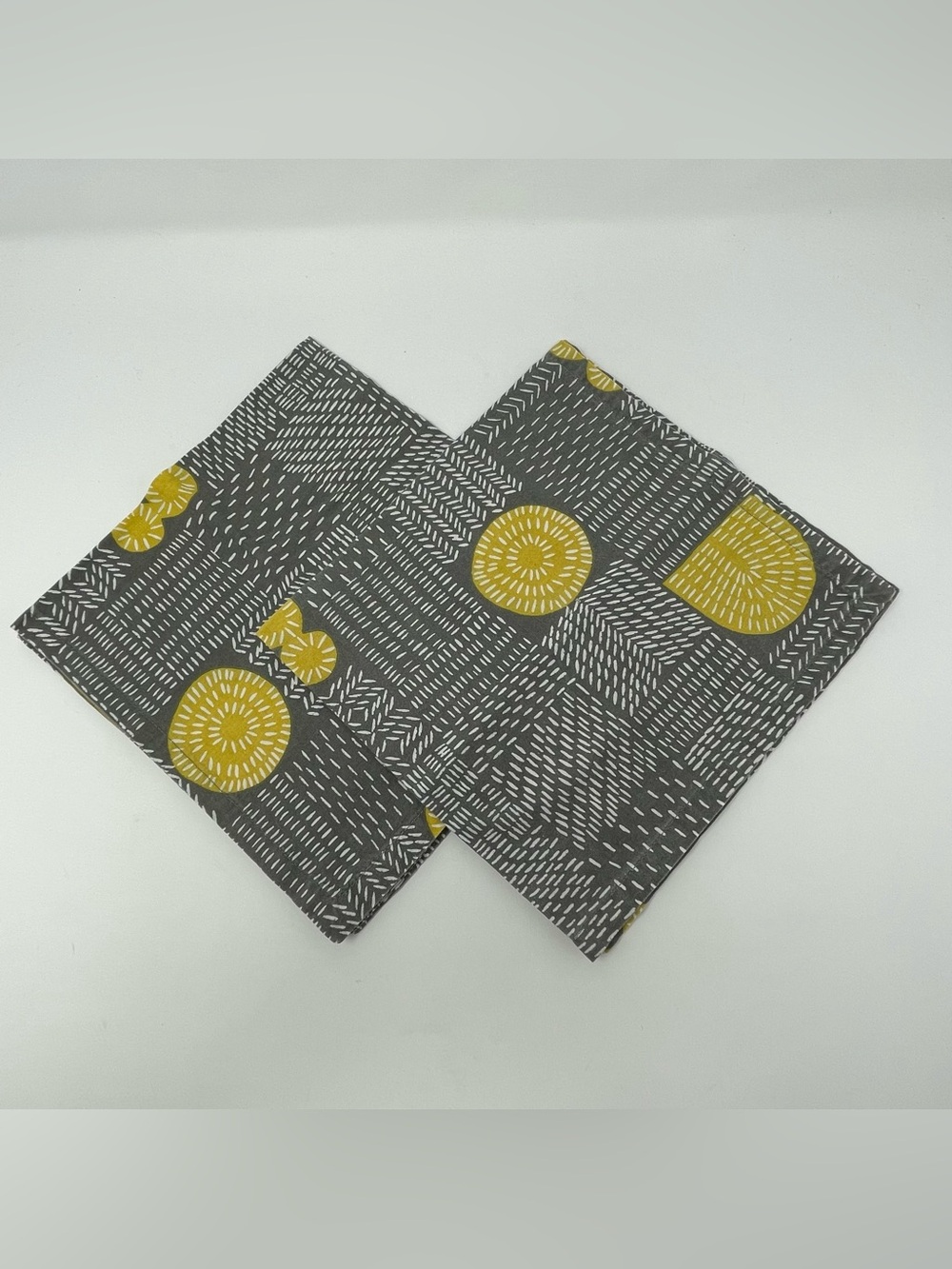 Crate and Barrel Dash Cotton Dinner Napkin Set of 2 Gray Yellow White 18.5"x19"